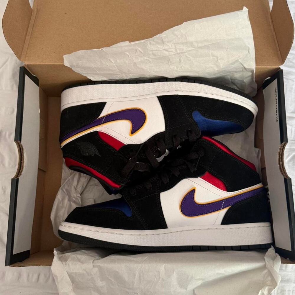 Jordan 1 Mid Lakers sneakers